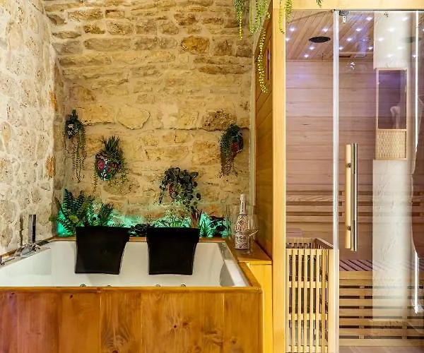 فندق مبيت وإفطار Il Piccolo Borgo سانتيرامو إن كولي